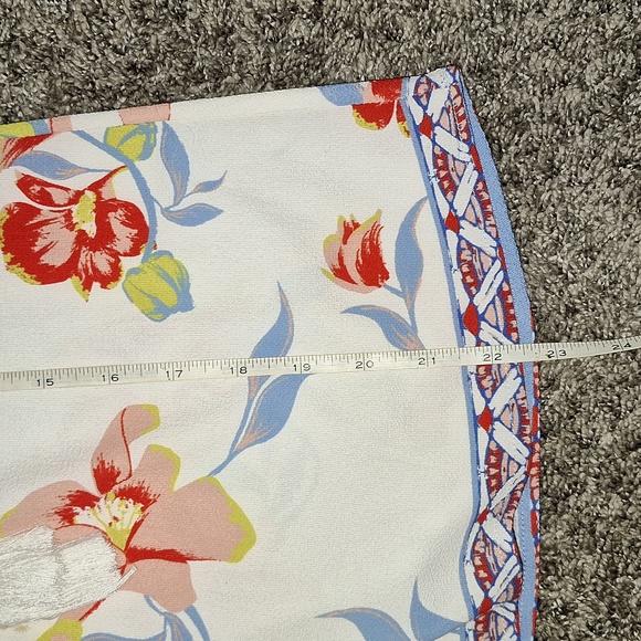 Flying Tomato cold shoulder blouse top - short sleeve - S white floral - Picture 4 of 7